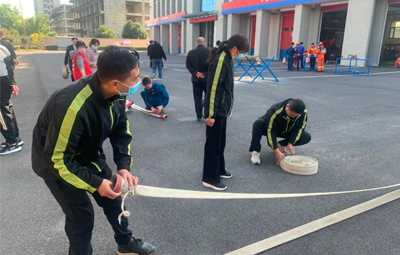 荥陽分(fēn)公司代表隊參加全市消防比武競賽并獲得獎項