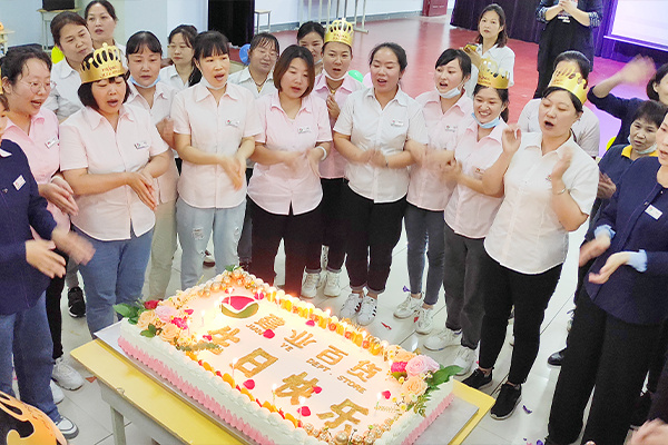 豐富多彩的(de)文(wén)化活動