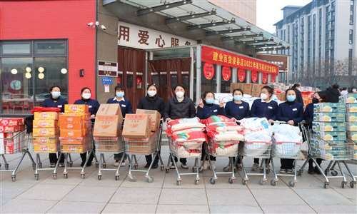 心系員工(gōng) 情暖新春